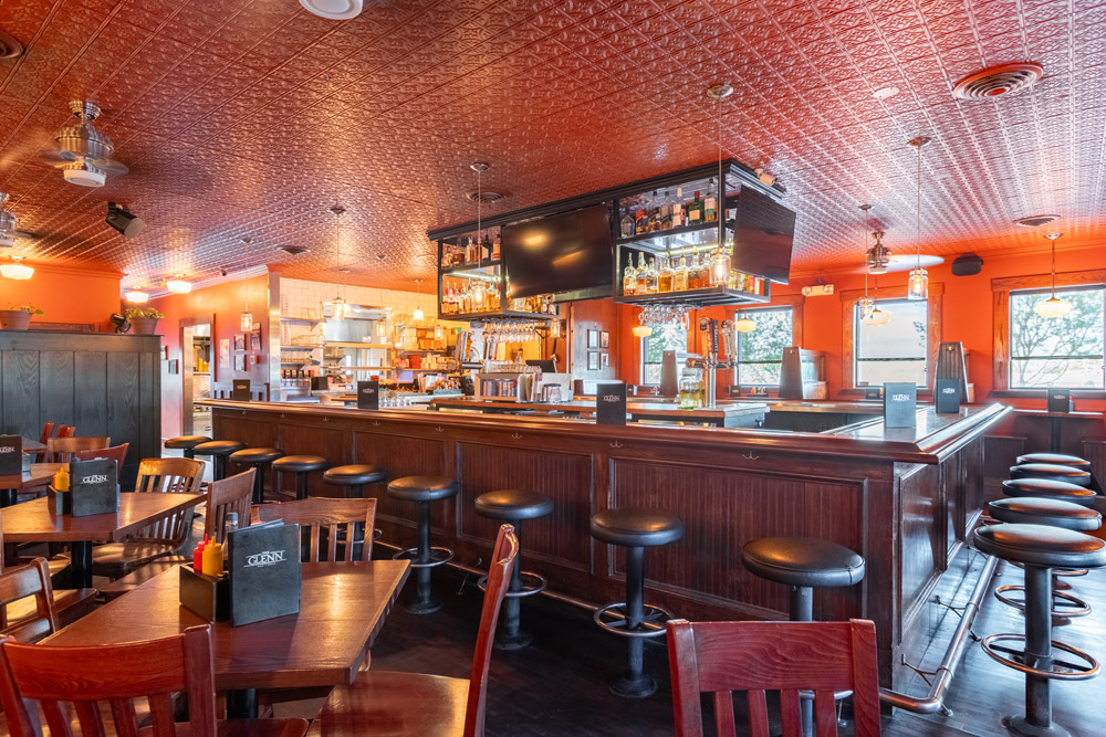 The Glenn Bar & Grill